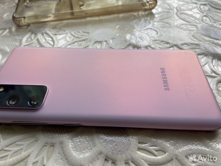 Телефон samsung c 20 fe