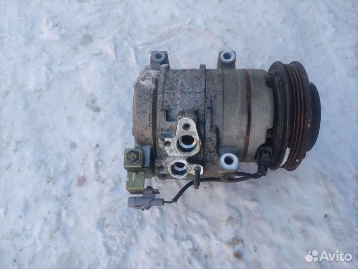 Компрессор кондиционера Toyota GX 100