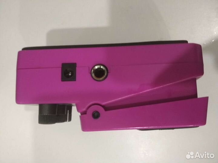 Педаль для электро гитары Behringer