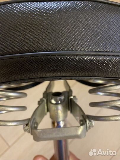 Седло на велосипед кама