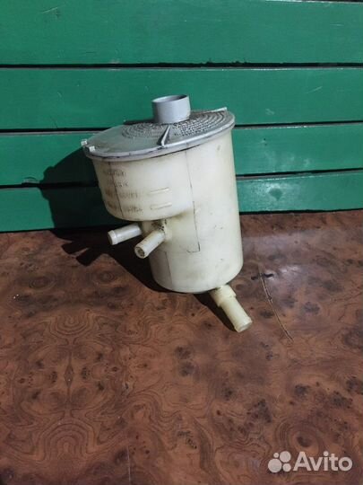 Бачок Гур Honda Accord 5