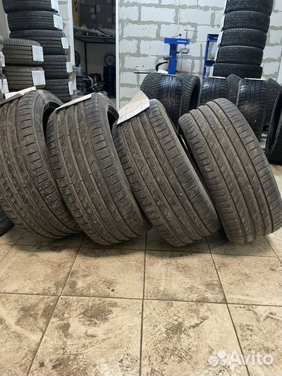 Kumho Ecsta PS71 265/45 R19