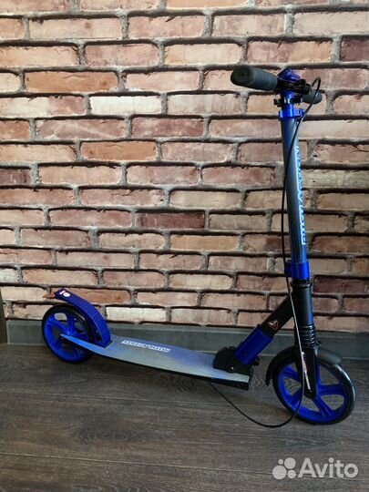 Самокат двухколесный новый
