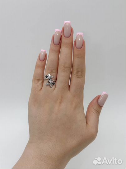 Золотое кольцо с бриллиантами 585 проба 3.28 гр