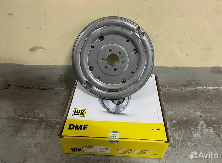 Маховик двухмассовый LUK 4150521090 DSG7 132,6
