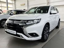 Новый Mitsubishi Outlander 2.0 CVT, 2022, цена от 3 299 000 руб.