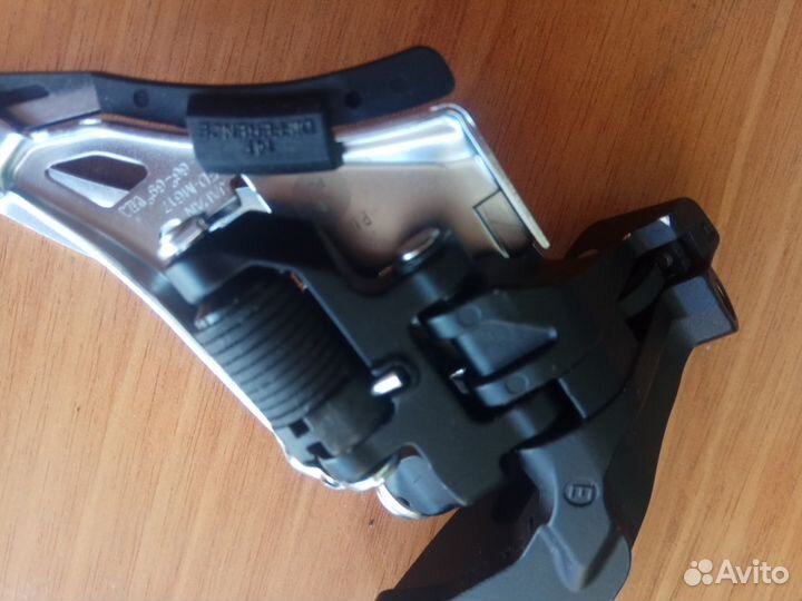 Переключатель передний Shimano Deore