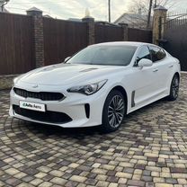 Kia Stinger 2.0 AT, 2019, 108 000 км, с пробегом, цена 2 700 000 руб.