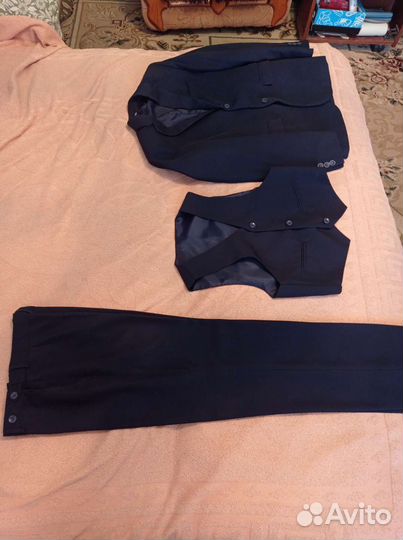 Школьный костюм