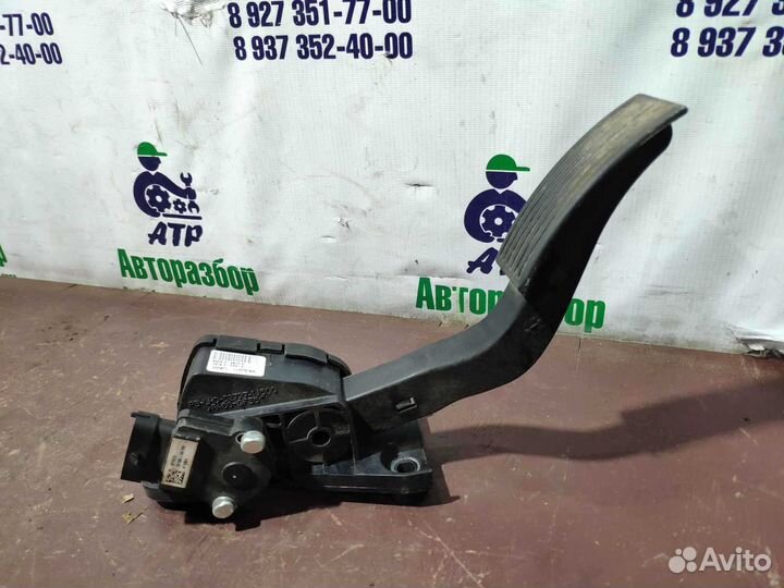 Педаль газа Hyundai l Kia