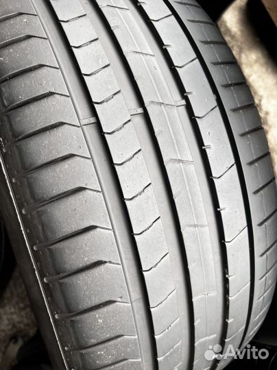Pirelli P Zero PZ4 L.S. 265/40 R20