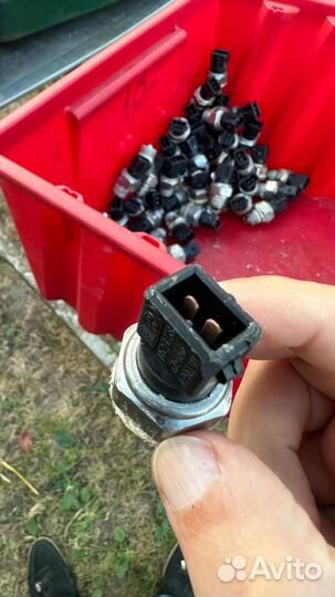 Датчик заднего хода газ 1352.3768