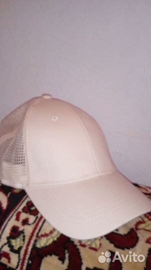 Кепка белая