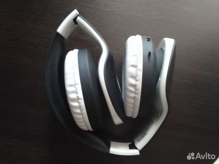 Беспроводные наушники