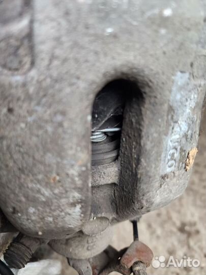 Суппорта lucas/trw peugeot задние