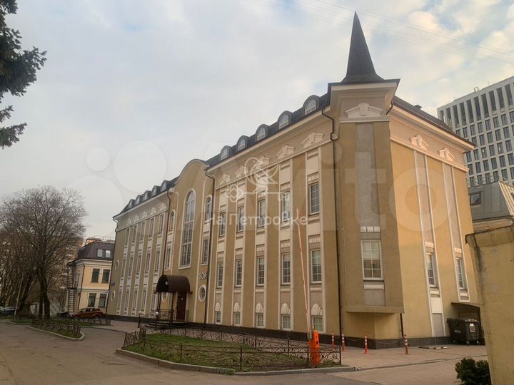 Продам помещение свободного назначения, 1899.7 м²