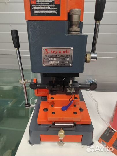 Станки для изготовления ключей новый
