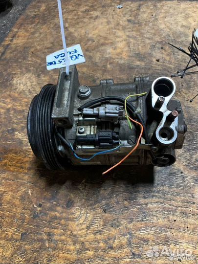 Компрессор кондиционера VQ35de nissan fuga 51