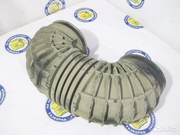 Патрубок воздушного фильтра 9405281982 KAMAZ, 5490