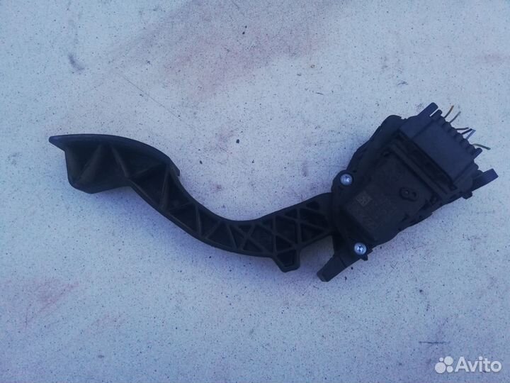 Электро педаль газа Ford Focus 2 (Форд Фокус 2)