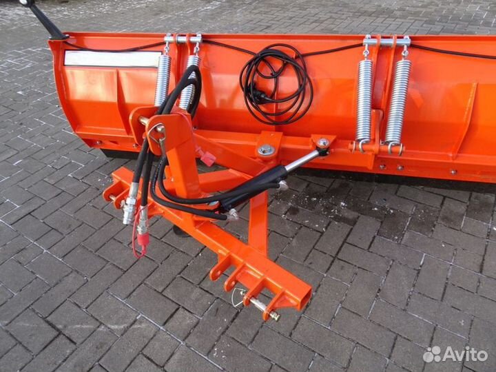 Грейдерный отвал на минитрактор