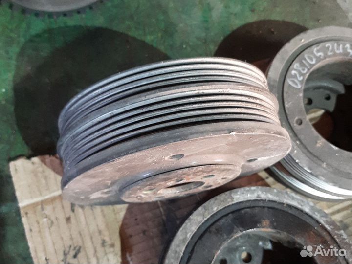 Шкив коленвала VW Passat B5 1.9 TDI