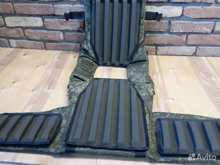 Бронежилет с плитами полный комплект