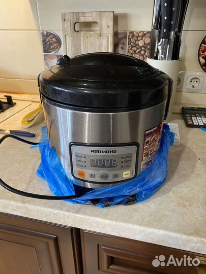 Мультиварка redmond