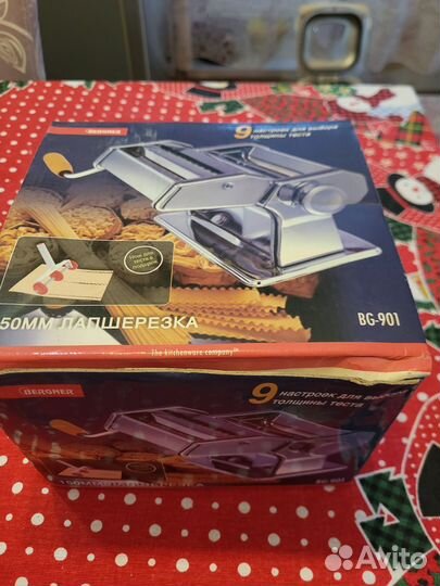 Тестораскатка для мантов, пельменей, лапшерезка