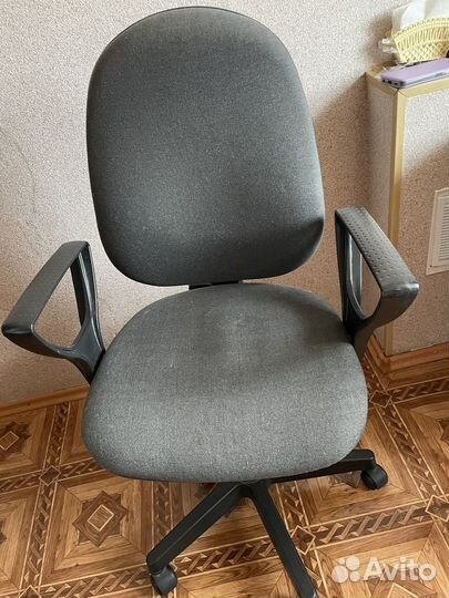 Компьютерное кресло