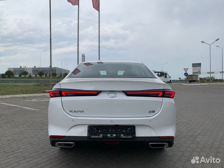 Kaiyi E5 1.5 CVT, 2023