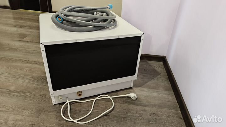 Компактная посудомоечная машина Indesit ICD 661