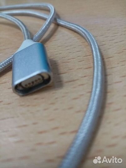 Магнитный кабель USB - micro USB