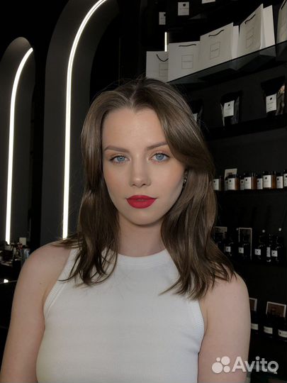 Визажист Макияж брови москва