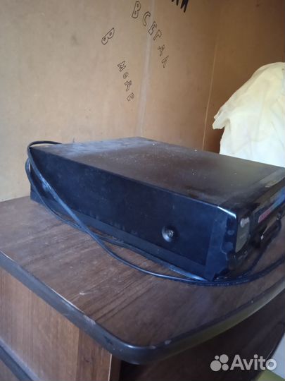 Видеомагнитофон