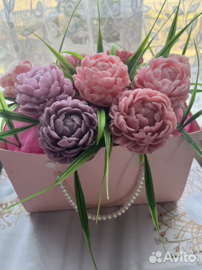 Букет пионов