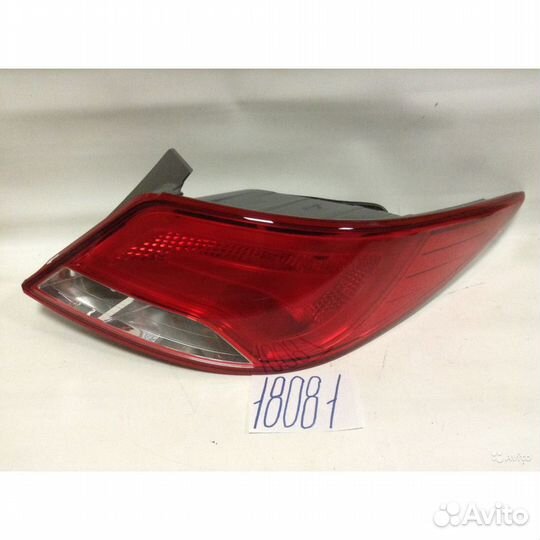 Hyundai Solaris Фонарь задний правый в крыло