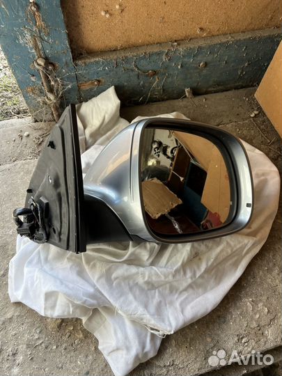 Зеркало правое на audi Q7 4L