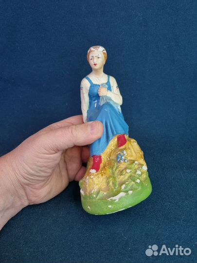 Статуэтка Алёнушка гипс СССР