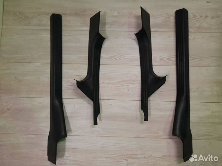 Накладки на пороги Mercedes C class W203