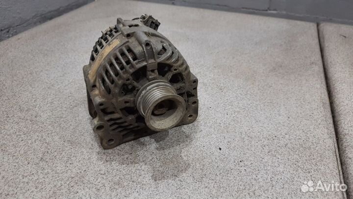 WV Passat B4 1.6 - 1.8 Генератор 037903023G