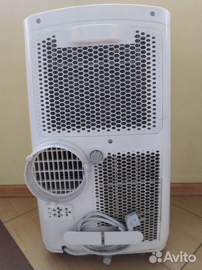 Б/у Кондиционер мобильный Electrolux eacm-9 CG/N3