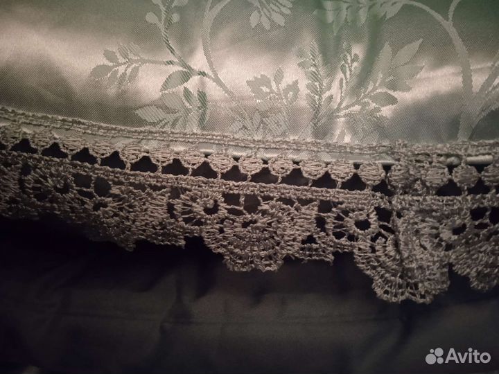 Одеяло, две подушки, 4 наволочки, простыня