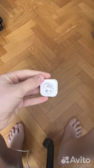 Коробка от airpods pro