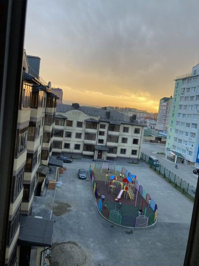 2-к. квартира, 63 м², 5/5 эт.