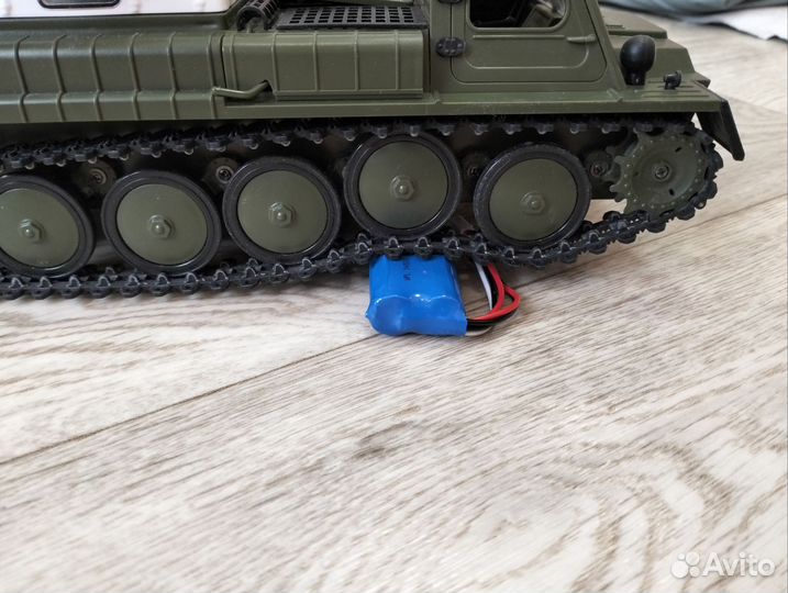 Гусеничный вездеход Газ 71 Wpl e1