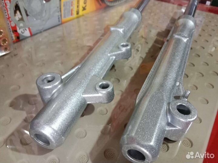 Передние амортизаторы gs110