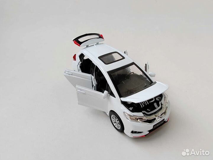 Машинки металлические модельки Honda Fit