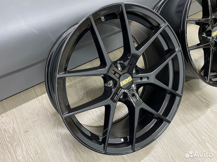 Диски литые 554D R19 5x114.3 на Kia Mazda Toyota
