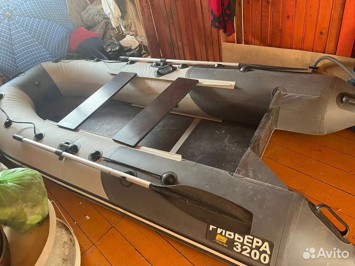 Лодка с мотором